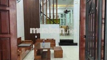 Cho thuê nhà 3 tầng kiệt NGUYỄN HOÀNG- FULL NỘI THẤT 3pn, 2wc, phòng t