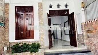 CHO THUÊ NHÀ - HẺM 169 NƠ TRANG GƯH - ĐƯỜNG 3 OTO THÔNG THOÁNG.