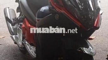 Xe máy Yamaha Nouvo 5 màu đen đỏ