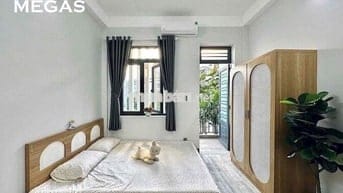 Căn Hộ Ban Công Mới Xây Nguyễn Hữu Cảnh Bình Thạnh Gần Landmark Quận 1