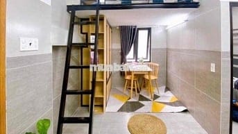 CĂN HỘ GÁC LỬNG MÁY GIẶT RIÊNG CÓ CỬA SỔ NGAY TÂN BÌNH