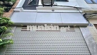 Bán nhà Yên lộ Yên Nghĩa sát vành đai 4 dân xây 4 tầng ô tô đỗ cửa