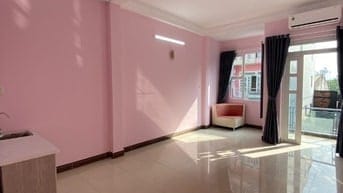 Cho thuê căn hộ dịch vụ nội thất cơ bản, giờ giấc thoải mái