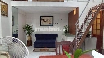 Nhà trọ 35m2 Âu Cơ: sinh thái, gần Hồ Tây, giờ tự do