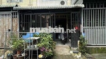 Nhà 1 trệt 1 lầu 2PN 2WC. đang sử dụng ổn định.