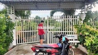 kẹt tiền cần bán đất có sẵn thổ cư