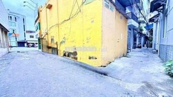 Ngay Đinh Tiên Hoàng - gần Chợ Bà Chiểu | Giáp Quận 1 | 2PN tiện ở hoa