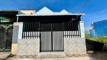 Bán gấp nhà cấp 4 đường Nguyễn Thị Lắng, Củ Chi, 110m2, 820 Triệu, SHR