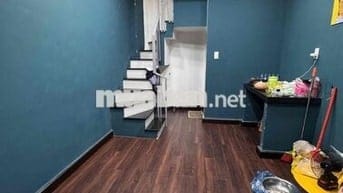 Nhà Đề Thám cách mặt tiền 1 căn tiện Bán online, app, ra trung tâm