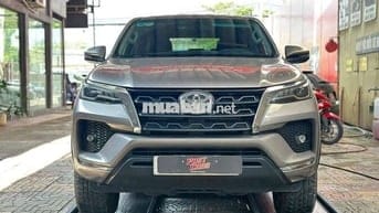 Toyota Fortuner 2024 2.4AT,máy dầu,màu nâu,40000km