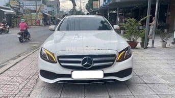 Mercedes E180 2020 siêu lướt 20000 km trắng nt nâu