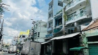 Chính chủ bán nhà mặt tiền nhà kết cấu 4 lầu tiện kinh doanh mua bán