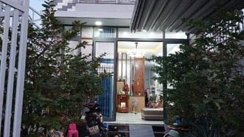 Bán Gấp Nhà Lầu 1 Xẹt, ngay Chợ Hưng Long, 1ty350, SHR