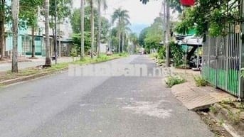 nhà TRỆT RỘNG ĐẸP - MẶT TIỀN ĐƯỜNG PHAN TRỌNG TUỆ - KDC DIỆU HIỀN