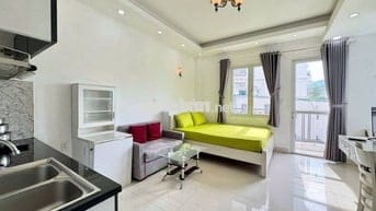 Căn Hộ view siêu thoáng , full nội thất cao cấp ngay Lê Văn Sỹ Quận 3