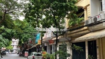 CHO THUÊ NHÀ 4 TẦNG NGÕ 143 TRUNG KÍNH,NGÕ RỘNG,CÓ VỈA HÈ