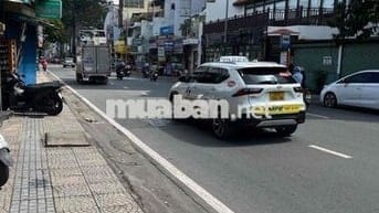 nhà hẻm .đường Trần Phú quan 5 gần cho an đông la za