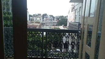 CHO THUÊ VĂN PHÒNG MẶT TIỀN ĐƯỜNG LỚN