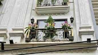 Cho thuê nhà 8 tầng, ngõ 147A số nhà 18A Tân Mai, Hoàng Mai, Hà Nội