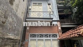 Bán nhà 4tầng dân xây chợ cổ nhuế 31m2,