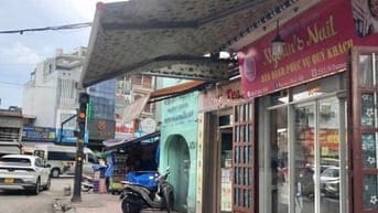 CHO THUÊ MẶT BẰNG GÓC SÂN TRƯỚC TIỆM NAILS, DƯƠNG BÁ TRẠC, P.1, Q.8