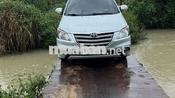Toyota Innova 2012 đẹp