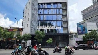 Cho thuê tòa nhà góc MT Ba Tháng Hai quận 10 ngay vòng xoay Dân Chủ