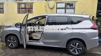 Bán xe XPANDER 2020 màu xám đang sử dụng