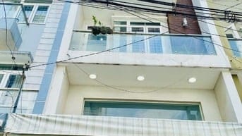 CHO THUÊ NHÀ NGUYÊN CĂN, DT 4,5M X 15M ĐƯỜNG Ô TÔ XE TẢI, QUAY ĐẦU 