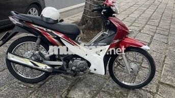 Xe máy Honda Wave S màu đỏ trắng đen 2013