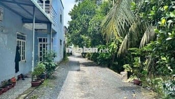 nhà 140m2 full odt cầu xáng bình chánh cũ