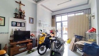 Hạ Giá 500tr Bán nhà Hướng Đông Nam mặt tiền đường Phước Long