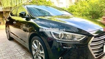 Hyundai Elantra 2019 2.0AT - 100 km