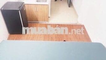 Phòng trọ 18m2+Quận 1+4.5TR+có nội thất+tiện ích,giao thông thuận tiện