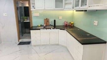 Chung cư hàng xóm Q1, 64m2, 2PN, full nội thất, view landmark, 4.35 tỉ