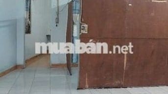 Cho thuê nhà cấp 4 rộng rãi thoáng mát, khu dân cư đông đúc