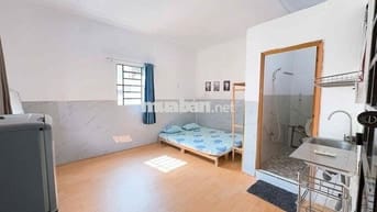 CHO THUÊN PHÒNG TRỌ CÓ CỬA SỔ THOÁNG - GẦN SIÊU THỊ GO MIỀN ĐÔNG