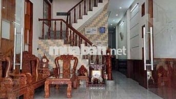 Cho Thuê Nhà Trệt 2 Lầu Trục Chính KDC Hưng Phú Full 5 Máy Lạnh