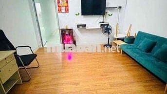 Cho thuê nhà full nội thất mặt tiền Nhà Vuông gần Chợ Đầu Mối