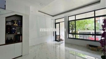 Cho thuê Trệt + Lầu 5x22m– Vừa làm văn phòng hoặc ở – Vạn Phúc City