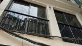 Nhà thang máy phố Cát Linh 45m2 x 7 t cách phố 20 m giá bán 16 tỷ 