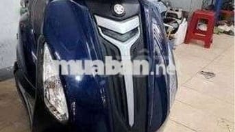 Grande màu xanh đậm, biển số 60 giao cà vẹt