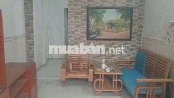 Nhà hẻm thông 3gac, gần pmqt,2p có ban công, sân xe máy .