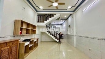 Nhà 3 TẦNG MỚI đường số 9, Linh Tây, TĐ, Ô TÔ ĐẬU cửa