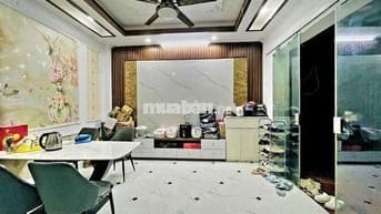 NHÀ ĐẸP THỤY PHƯƠNG – BẮC TỪ LIÊM – 5 TẦNG – Ở NGAY– GẦN PHỐ – GIÁ TỐT