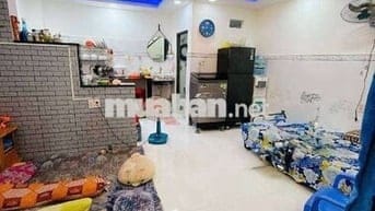 BÁN NHÀ ÂU DƯƠNG LÂN Q8 - 35M2 - 3 TẦNG - HẺM RỘNG THOÁNG - SHR - 3TỶ4