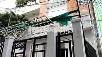 Cho thuê nhà  nguyên căn  góc  hẻm Dương Bá Trạc P1 Quận 8