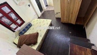 Trống 1p vskk ở 158 nguyễn văn cừ