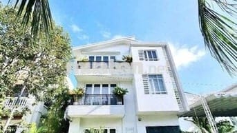 CHO THUÊ VILLA SÂN VƯỜN KHU BIỆT THỰ BIỂN AN VIÊN GIÁ 35 TRIỆU/THÁNG