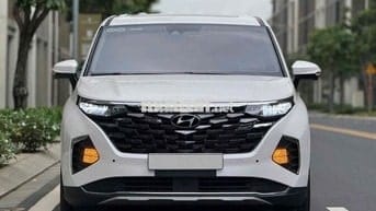 Hyundai Custin 2023 Cao Cấp 2.0T - 16.000 km